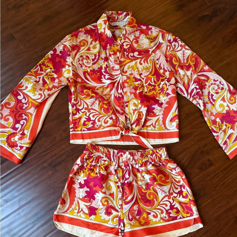 Zara Vibrant Matching Set - Red and Orange Swirl
